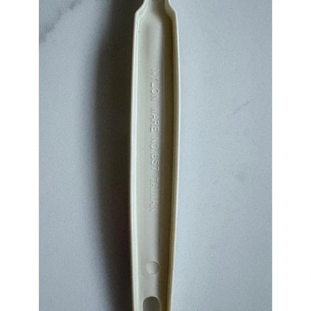 Vintage EKCO Nylon Ware No 657 Cream Mixing‎ Spoon Made in Taiwan Retro Utensil